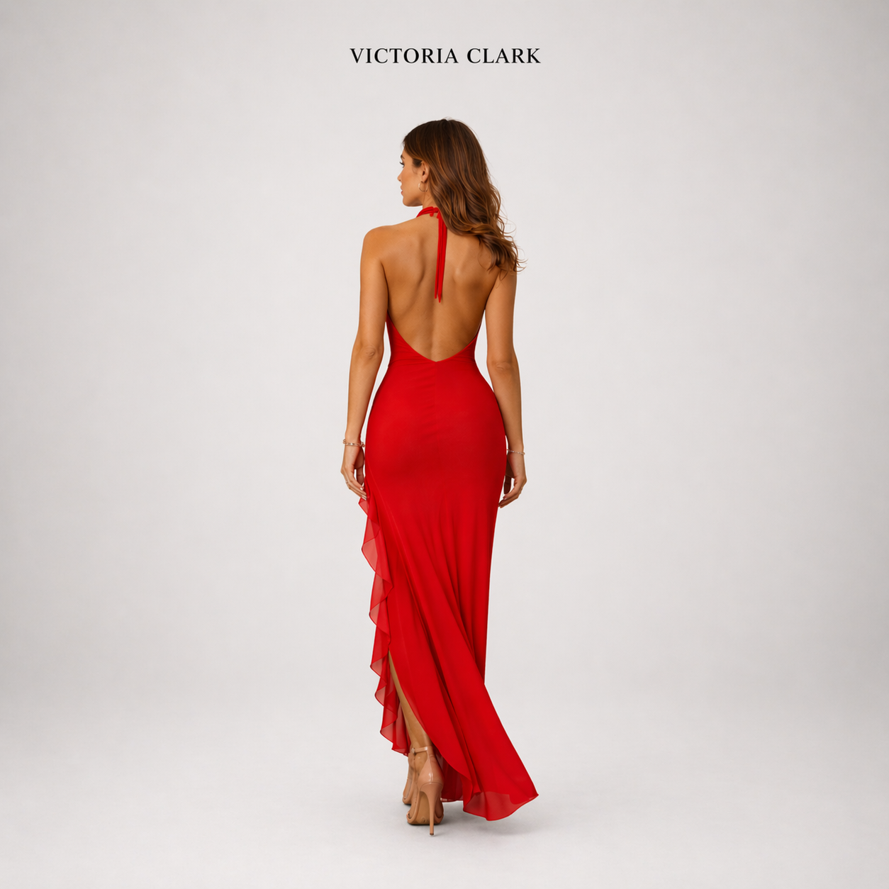 VESTIDO HALTER MIDI CON VOLANTE