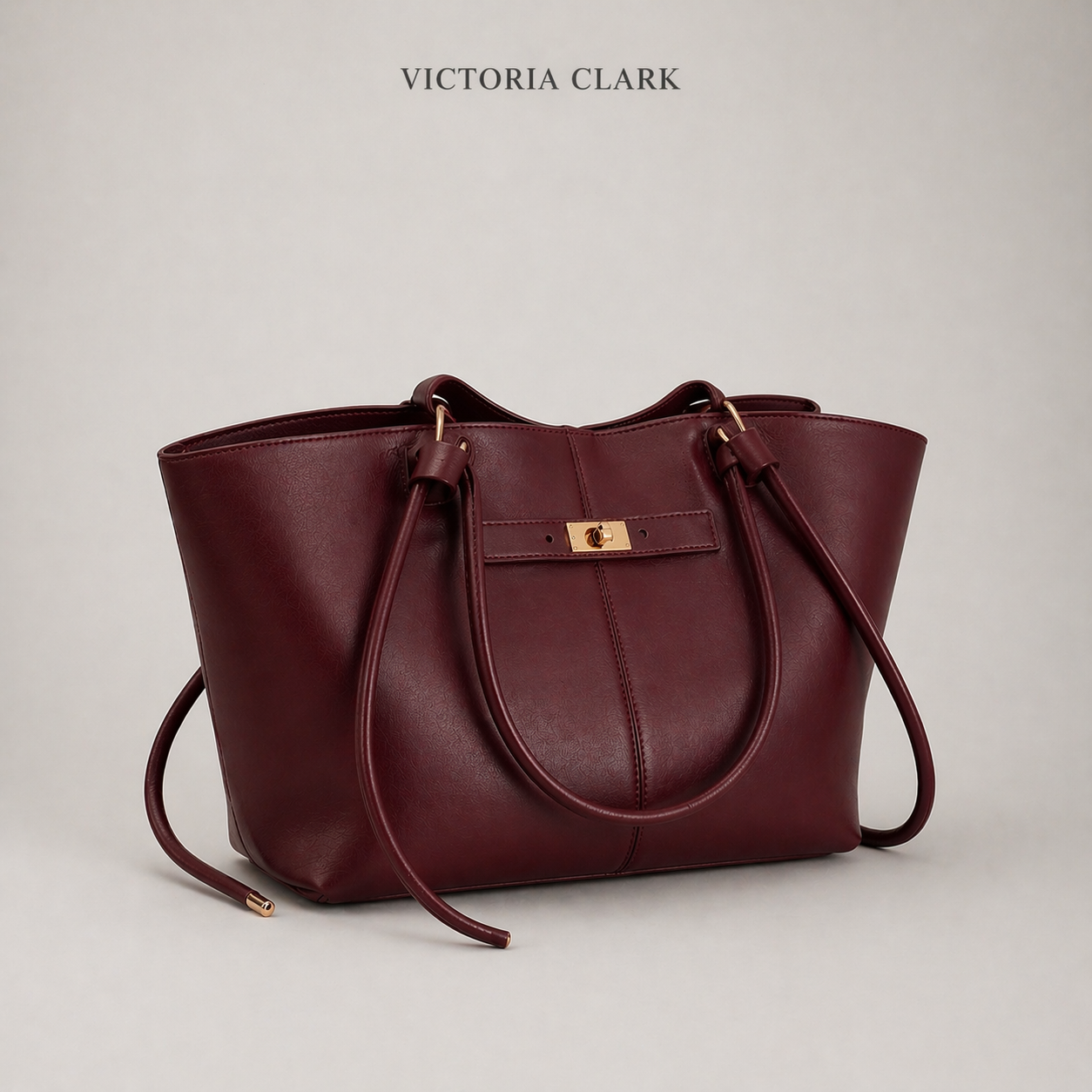 BOLSO SHOPPER ESTRUCTURADO CON DETALLE METÁLICO