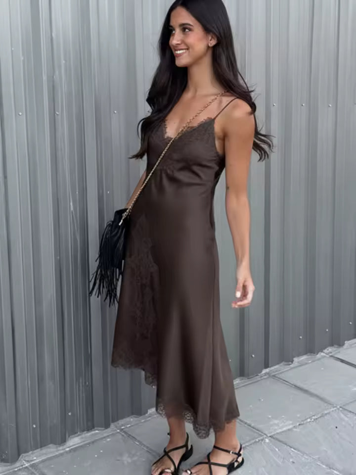 VESTIDO LENCERO