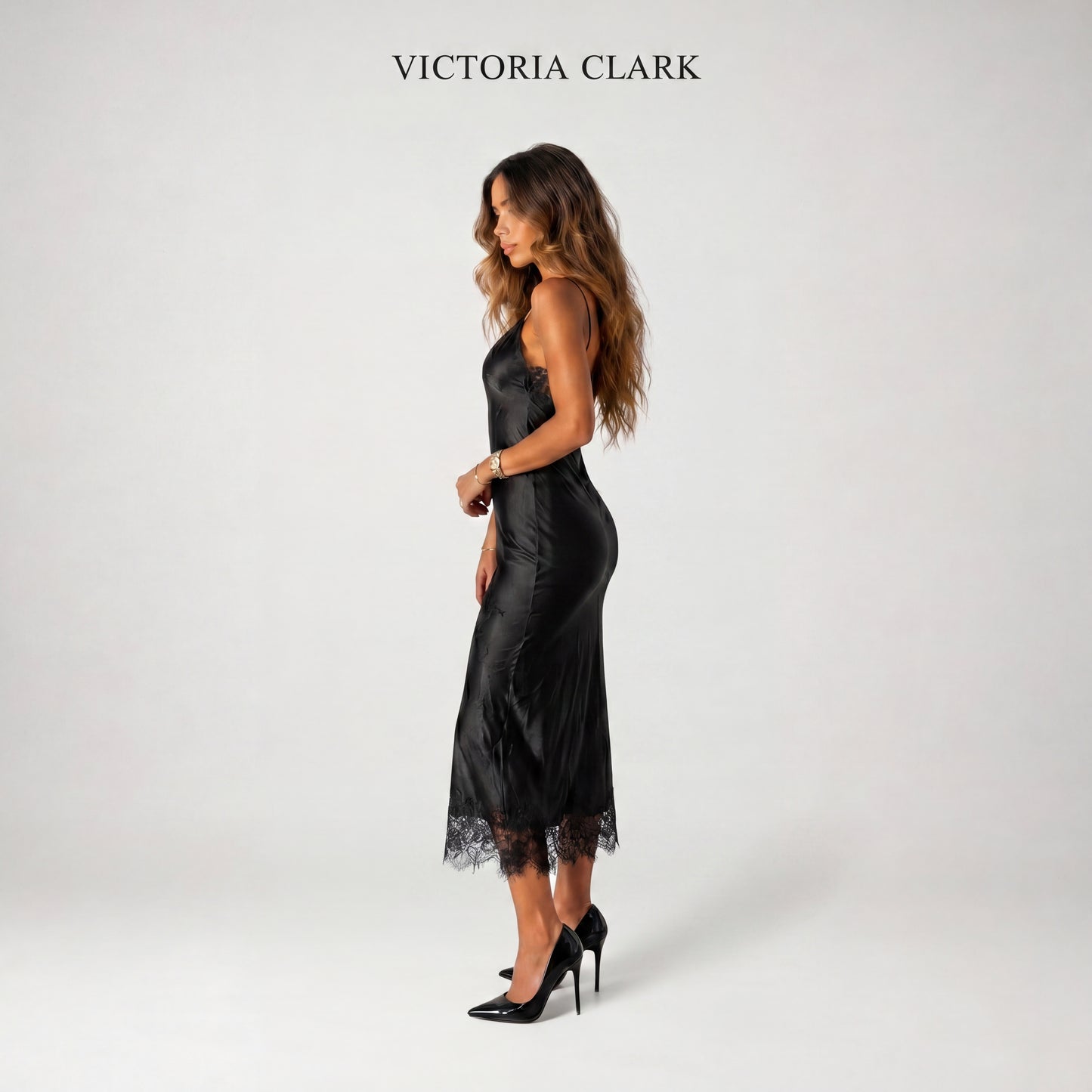 VESTIDO LENCERO